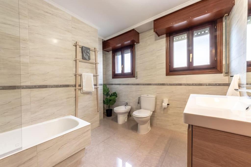 Acogedor Piso En Santurtzi .Parking Privado Daire Dış mekan fotoğraf